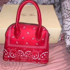 Fashion TiY PURSE 💕👜👜